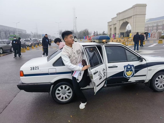 1740823269917996.jpg 2.jpg